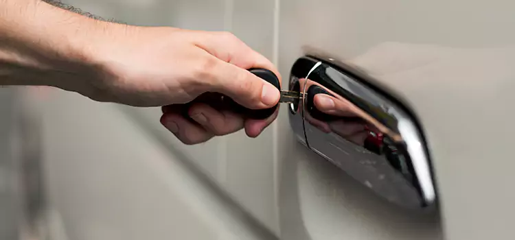 Why Choose Our Auto Locksmith Team in Fort Smith, AR?